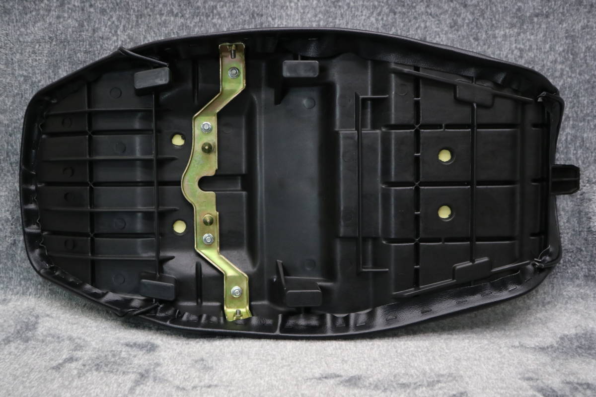 絶対一番安い ZRX400 Z純正タイプ シート 黒 皮 Z2仕様 あんこ