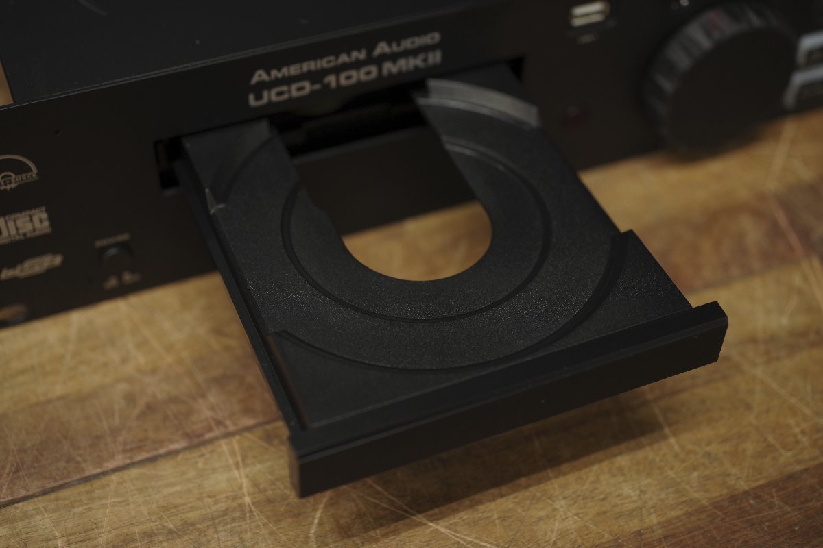 AMERICAN AUDIO UCD-100MKⅡ 業務用CDプレーヤー USBメモリー AMERICAN AUDIO UCD-100MKⅡ 業務用CDプレーヤー USBメモリー