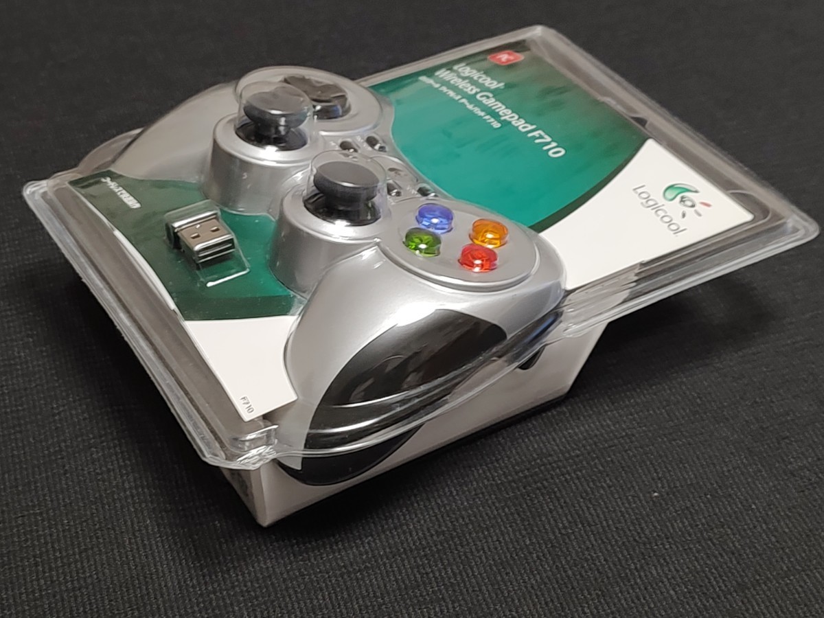 Logicool　Wireless   Gamepad    F710    ロジクール　ワイヤレス　ゲームパッド