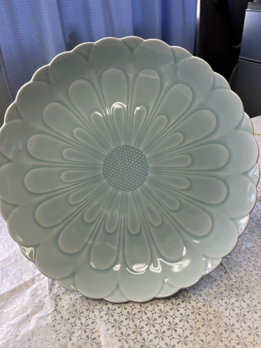  old Imari blue and white ceramics celadon . shape height pcs platter Fukagawa Seiji? wheel flower Japan ceramic art platter large bowl party ... customer 