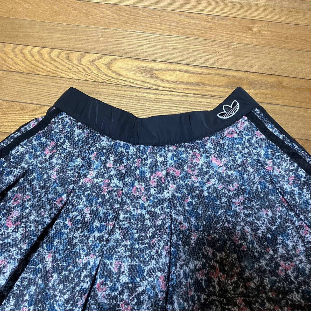 アディダスオリジナルス adidas originals タック フレア スカート S GN3040 W MIDI SKIRT 裏地付き レディース Sサイズ 送料込み_画像7