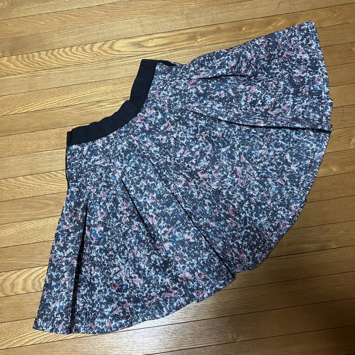 アディダスオリジナルス adidas originals タック フレア スカート S GN3040 W MIDI SKIRT 裏地付き レディース Sサイズ 送料込み_画像5