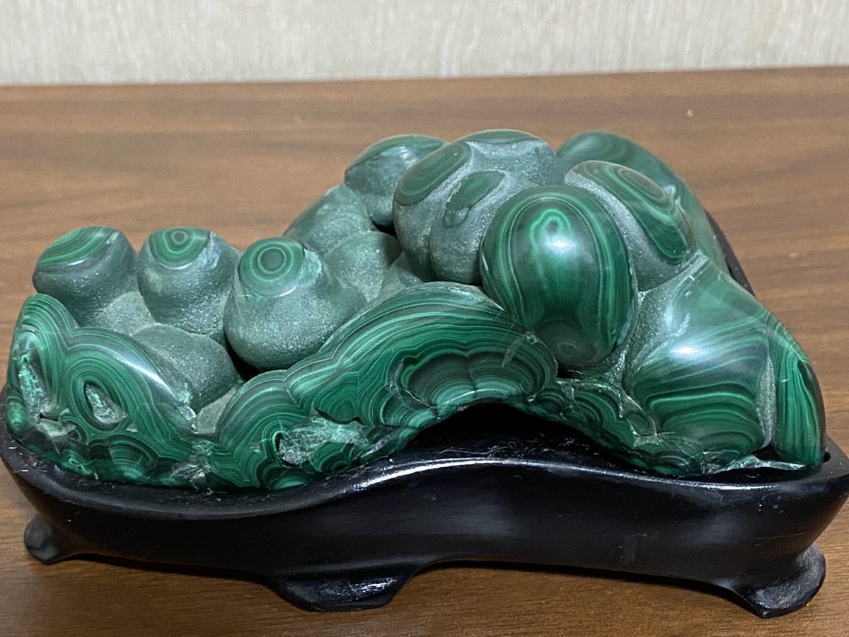 孔雀石 マラカイト 原石 約940g 誕生石 鑑賞石 自然石 天然石 鉱物