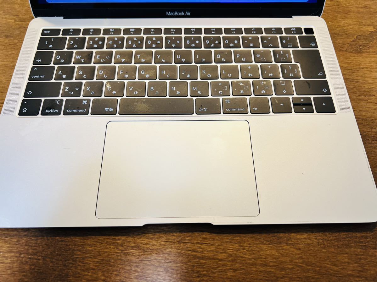 美品 MacBook Air 2018 シルバー MREA2J/A Apple_画像3