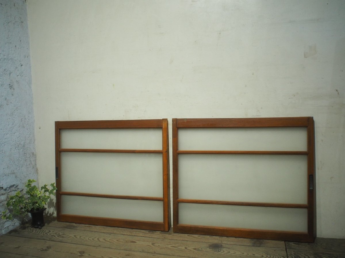 タG0215◆(2)【H74cm×W87cm】×2枚◆アンティーク◆味わいのある古い木枠ガラス戸◆建具 引き戸 サッシ 小窓 古家具 レトロ 建築資材K下