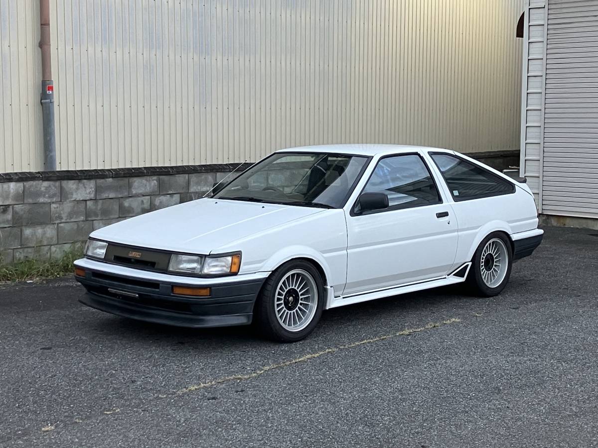 AE86 レビン 3ドア 20バルブエンジンターボ仕様 アルテッツァ6速ミッション 走行距離8万キロ台 フル内装 書類あり ハチロク 頭文字D AE111_画像1