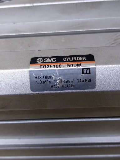 SMC 薄形エアシリンダー CQ2F100-50DM チューブ内径100mm SMC 薄形エアシリンダー CQ2F100-50DM チューブ内径100mm