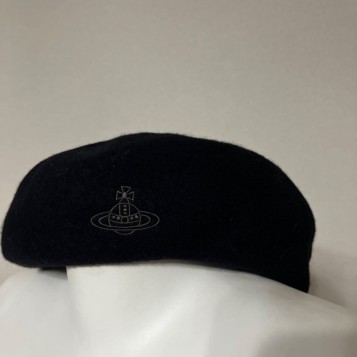Vivienne Westwood 新品 オーブ 刺繍 ベレー帽 益若つばさ Vivienne Westwood 新品 オーブ 刺繍 ベレー帽 益若つばさ