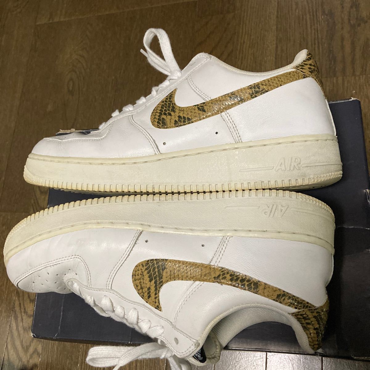 おすすめ 最終値下げ NIKE ナイキ エアフォース1 ローレトロ スネーク