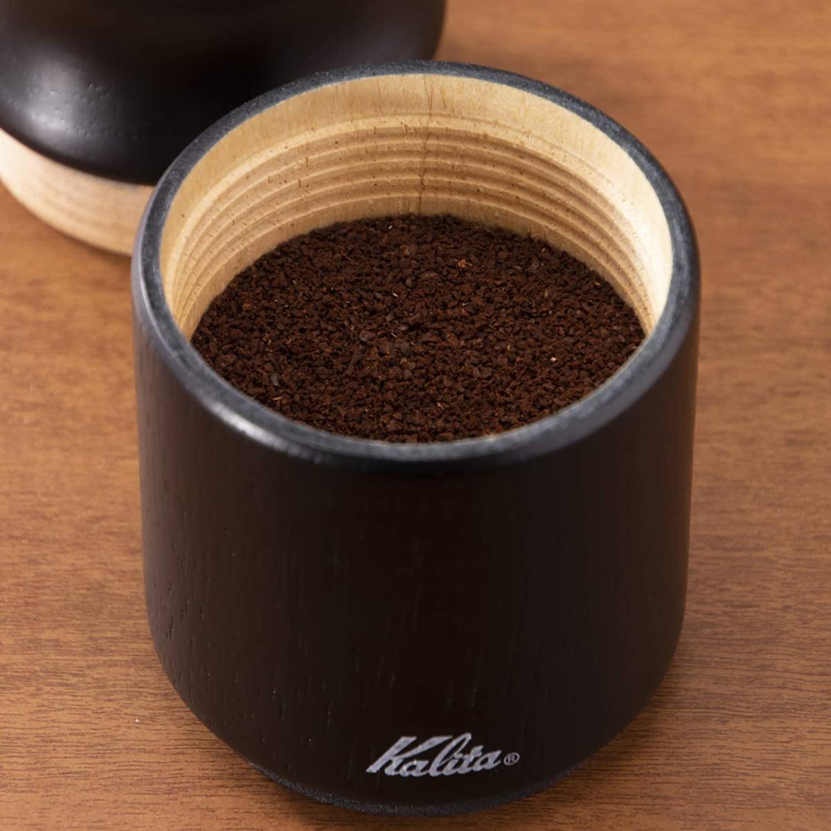 カリタ コーヒーミル 手挽き ブラック コーヒー グラインダー 木製 シンプル おしゃれ インテリア クラシック プレゼント ギフト 手動