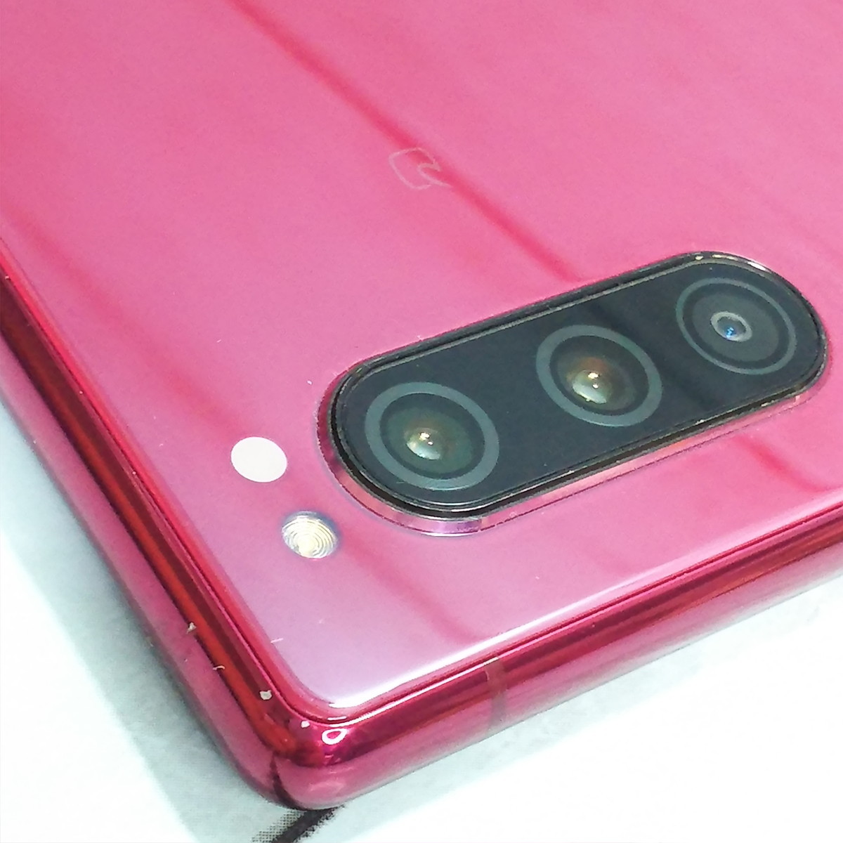 7572円 au Xperia5 SOV41 レッド 本体 白ロム SIMロック解除済み 7572円 au Xperia5 SOV41 レッド 本体 白ロム SIMロック解除済み