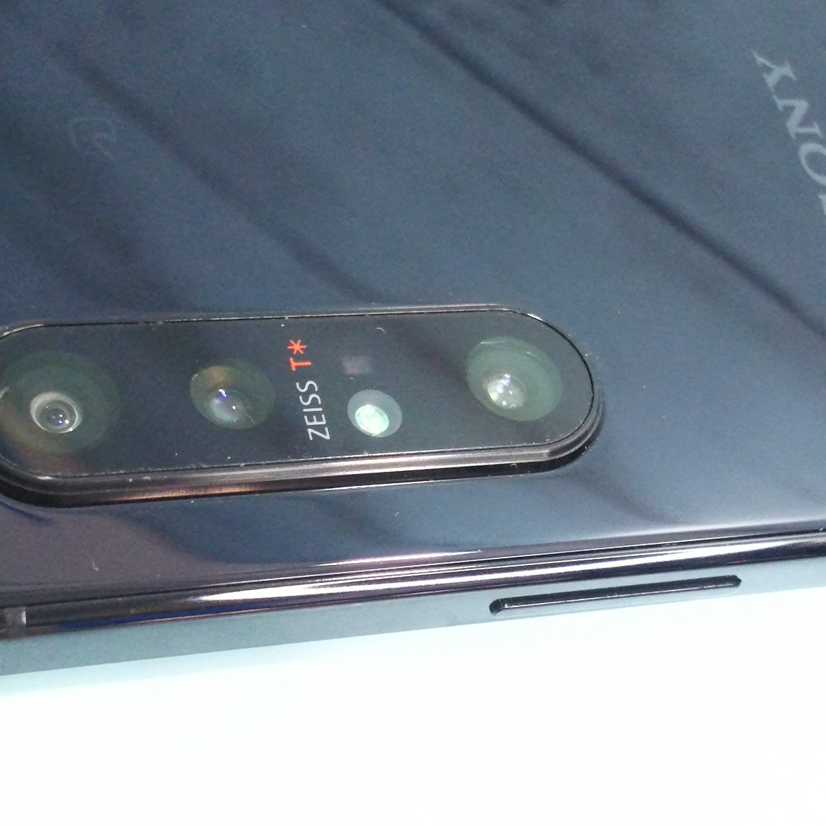 Xperia 1 II SOG01 ブラック au 本体 白ロム SIMロック解除済み SIM