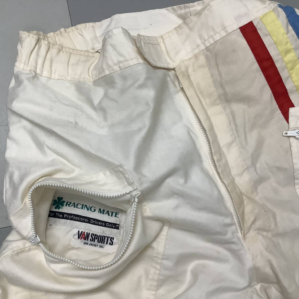 Yahoo!オークション - 美品 VAN RACING MATE レーシングスーツ Yahoo!オークション - 美品 VAN RACING MATE レーシングスーツ