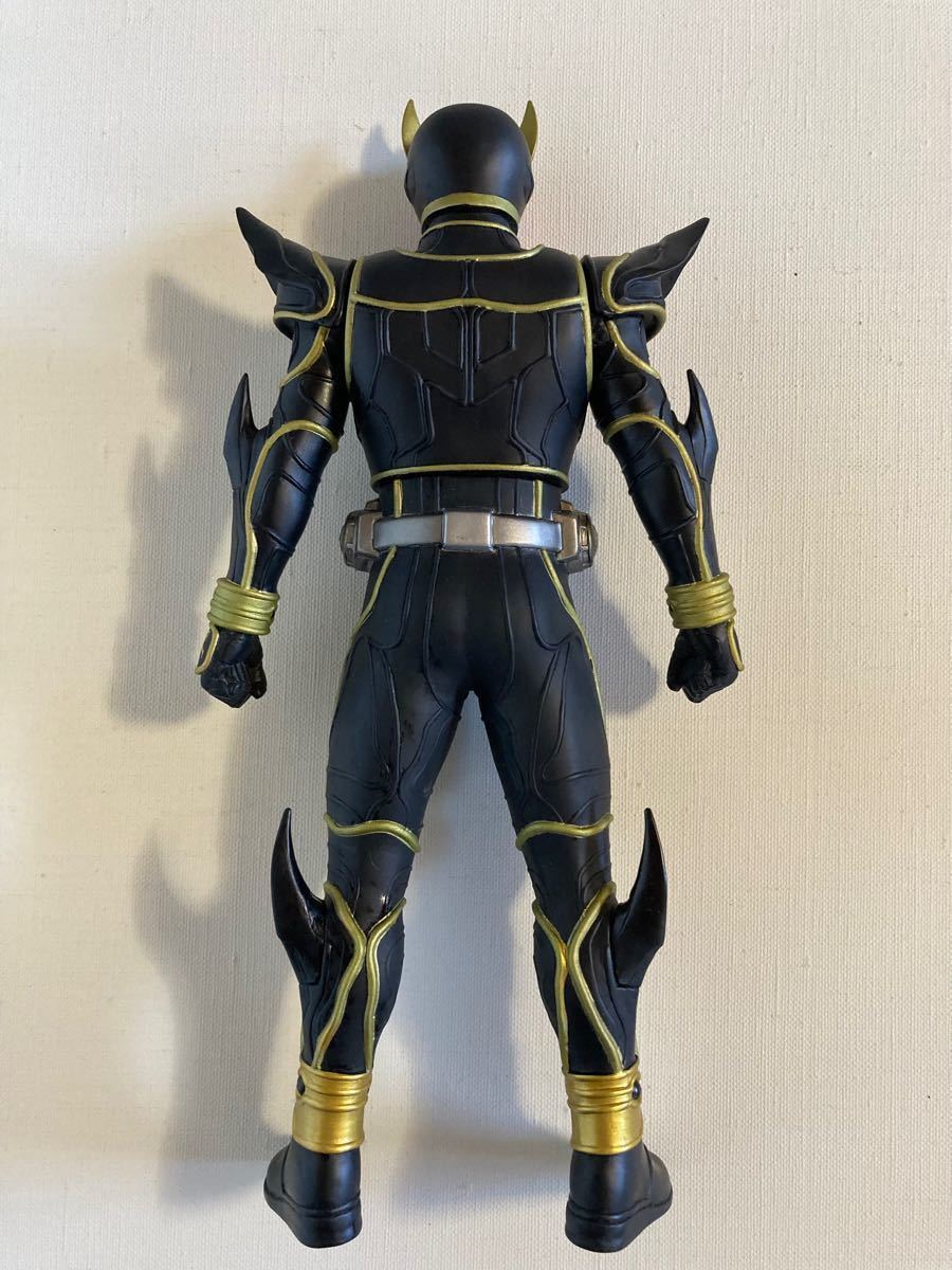 仮面ライダークウガ　アルティメットフォーム　特大フィギュア　ソフビ人形