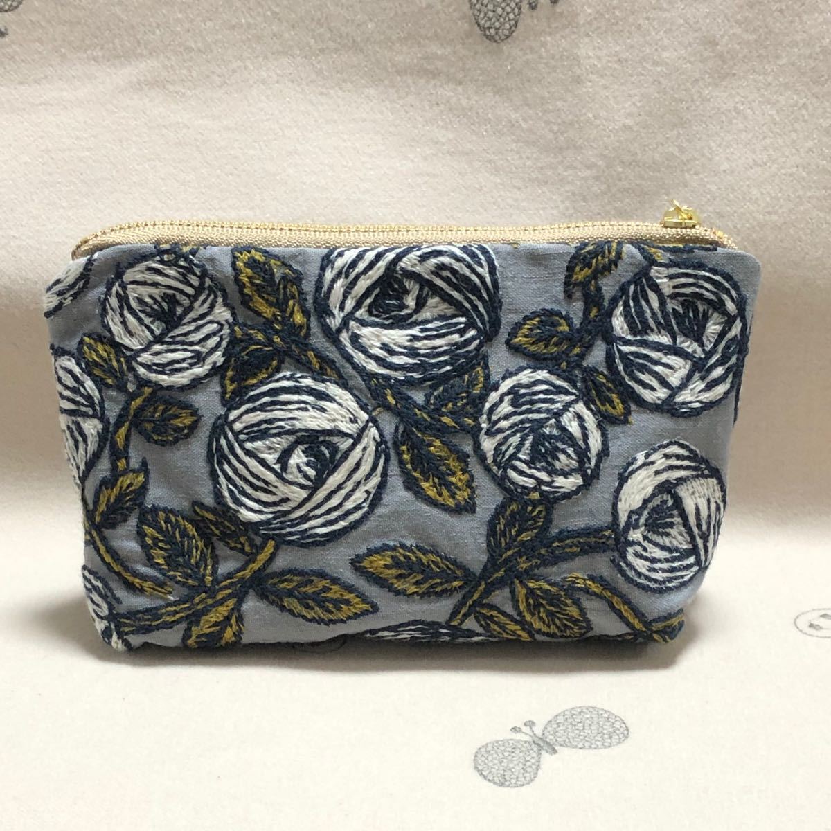 が大特価! 【再出品です】♡ハンドメイド ふんわりミニポーチ♡ミナ