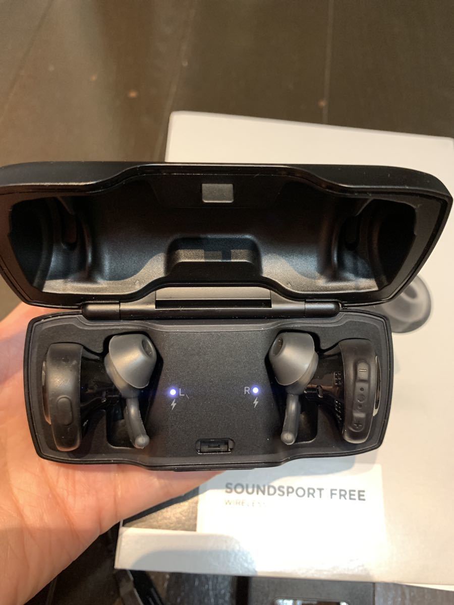 BOSE ボーズワイヤレスイヤホン SoundSportFREEWireless中古_画像3