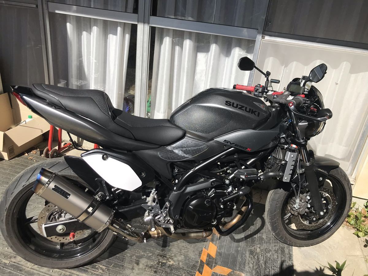 2018年式sv650xにて使用 純正サイドカバー | comiccon.com.py