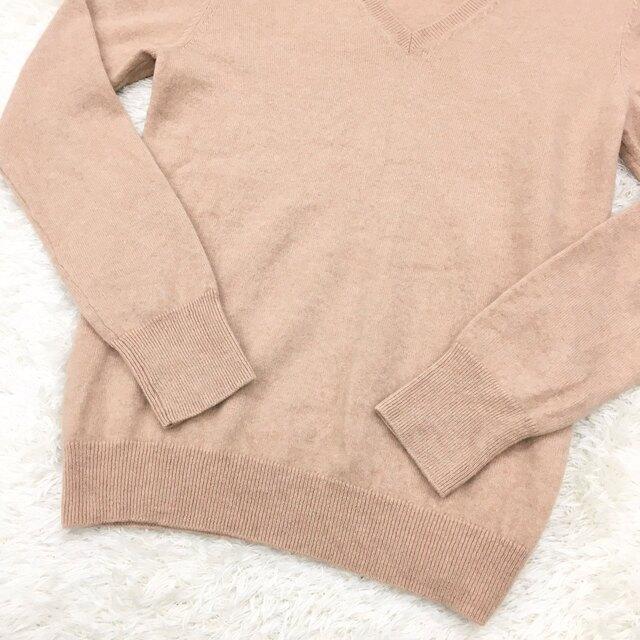 UNIQLO CASHMERE100% ユニクロ カシミヤ ハイゲージ ニットセーター Vネック プルオーバー レディース M くすみカラー ピンクベージュ_画像4