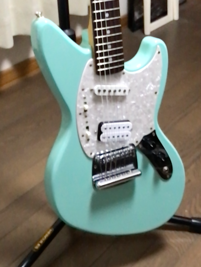 ジャグスタング　カートコバーンモデル フェンダーからカートコバーン Jag-Stang が復刻！ - Discover