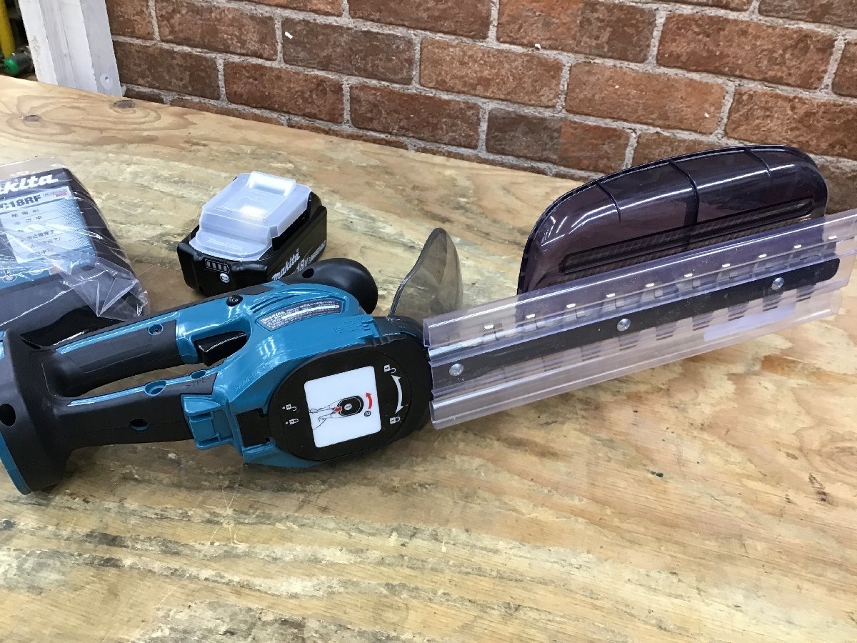 未使用品】 makita / マキタ 260mm 充電式 ミニ生垣バリカン MUH267DRF