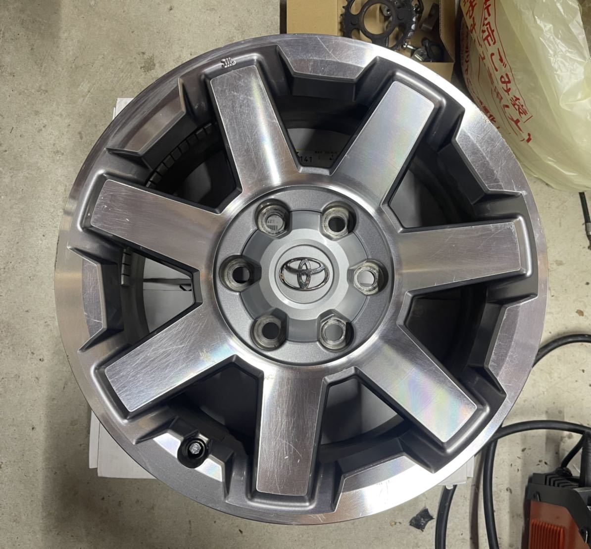 ヤフオク! - 【秋田県横手市】トヨタFJクルーザー純正ホイール17インチ