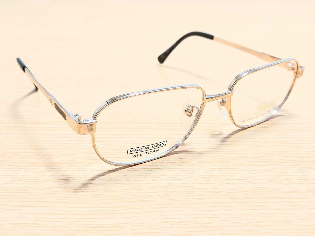 新品　CERASEE　日本製 メガネ　眼鏡　高級感　オシャレ　上品　フルリム　チタン　ゴールド_画像2