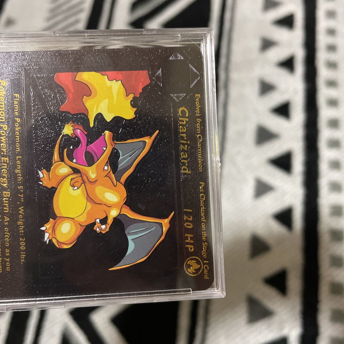 ポケモンカード海外版 リザードン ブラックカード ファンカード ポケモンカード海外版 リザードン ブラックカード ファンカード