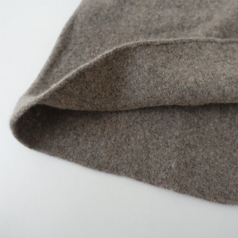 美品/定価3.1万】セシルテレ cecilie telle *ハイネックポンチョ 美品/定価3.1万】セシルテレ cecilie telle *ハイネックポンチョ