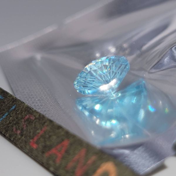 ■超希少■数量限定■ ブルー花火ラウンドカット 10mm 宝石 鉱石 輝き 高品質 宝石シリーズ ラウンド形状 キュービックジルコニア C325_画像7
