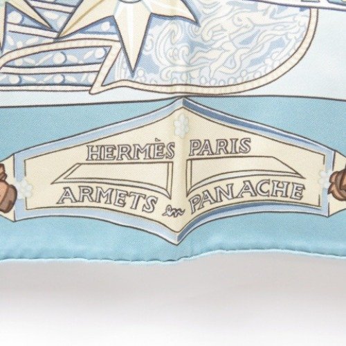 76662HERMES エルメス 美品 カレ90 羽根飾りの騎兵兜 ARMETS en