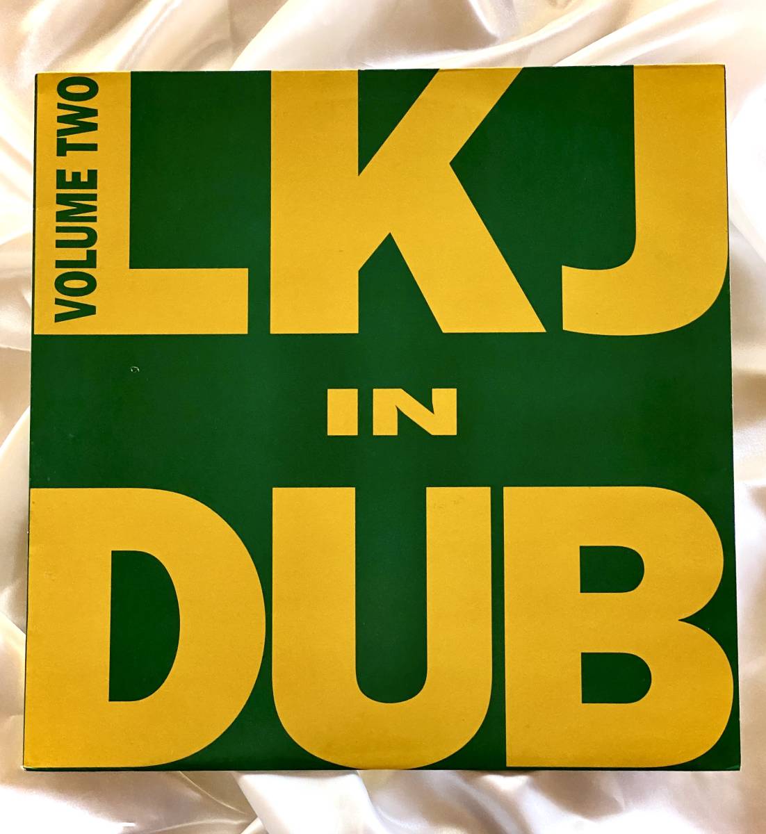 ★Linton Kwesi Johnson / LKJ In Dub Volume Two●1992年 UK盤/ LKJ Records Ltd LKJ LP 009 / レゲエ, reggae, Dub_画像1