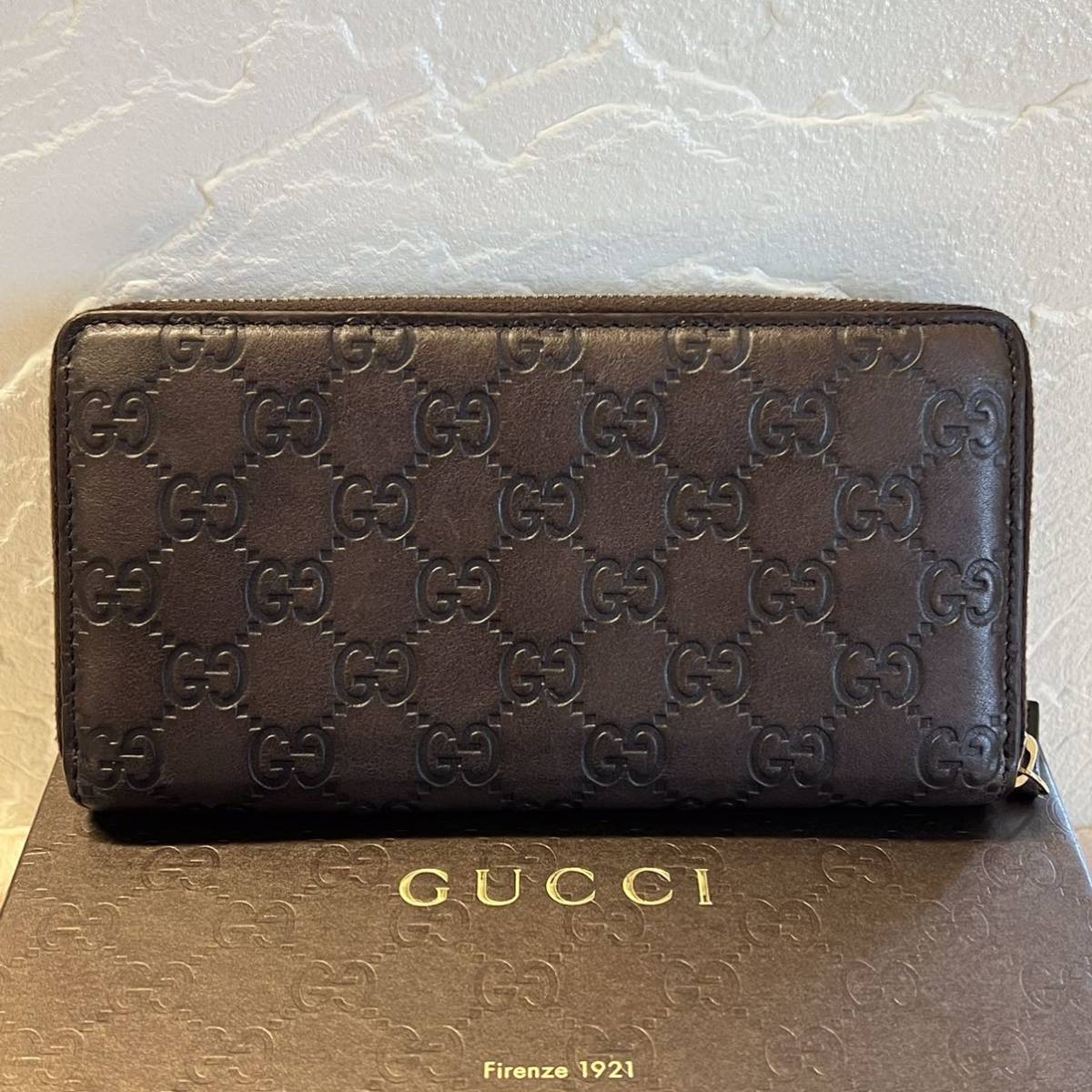 新品同様! GUCCI 財布 シマレザー グッチ 長財布 ラウンドファスナー