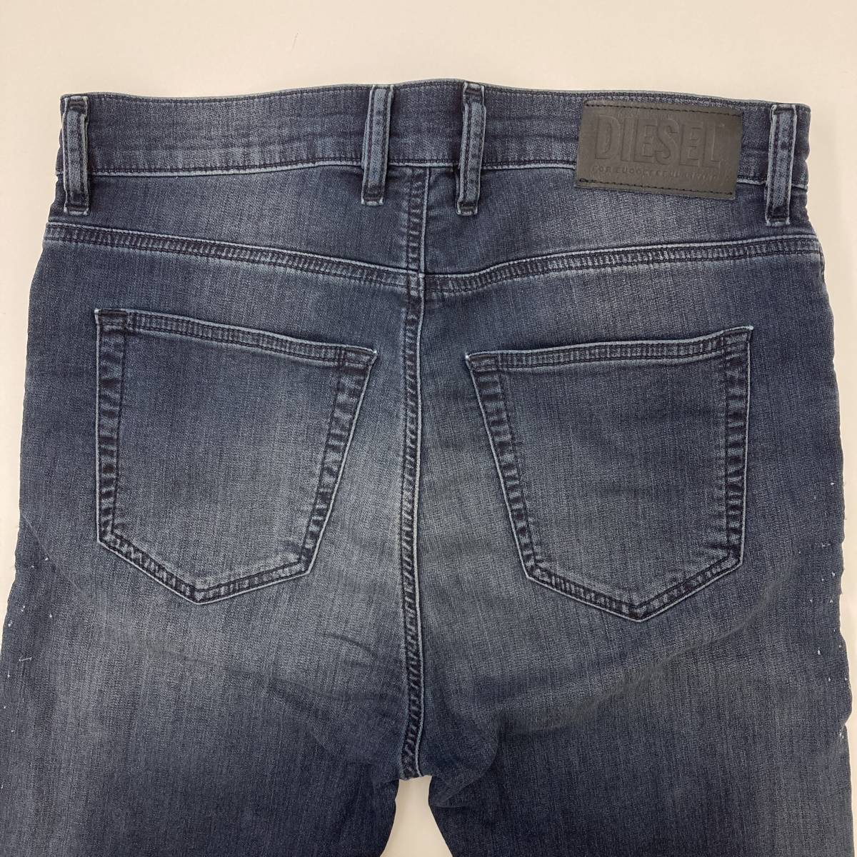 新品未使用品 DIESEL Jogg Jeans D-VIDER CB-NE ジョグジーンズ メンズ W28 ディーゼル ジョガーパンツ スウェットデニム 2060403_画像7