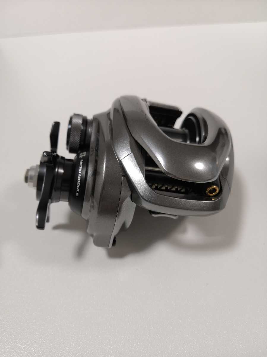 シマノ 15 メタニウム DC HG 右 ハンドルなし y1725