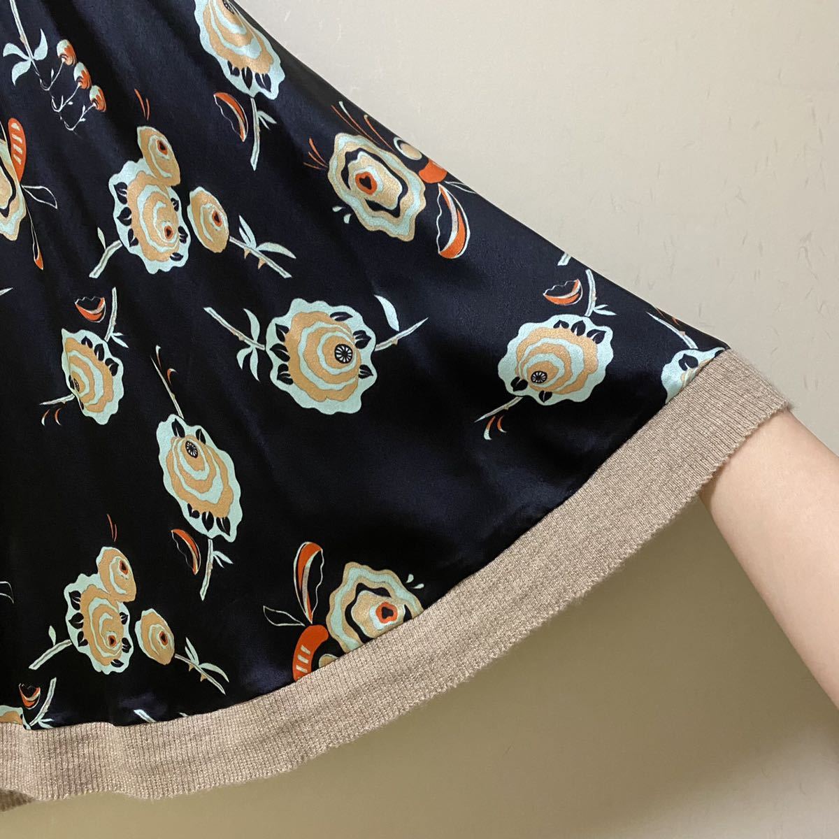 美品 24万円 シルク100% ROCHAS ロシャス ドレス ワンピース 40