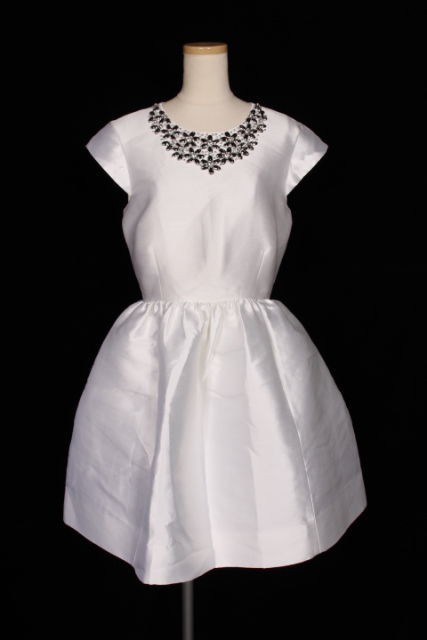 ケイトスペード KATE SPADE Madison Avenue Collection Formal Dress ワンピース ひざ丈 ビジュー 半袖 2 白 ホワイト NJMU3509 /tk0425 レ_画像1