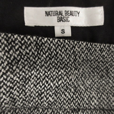 ナチュラルビューティーベーシック NATURAL BEAUTY BASIC パンツ ハーフパンツ シルク ウール混 ツイード 黒 白 S レディース_画像3