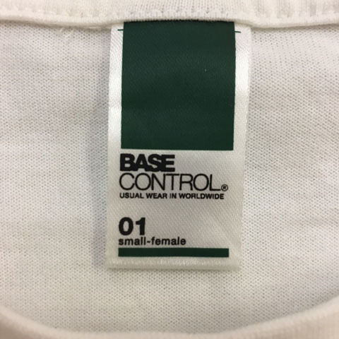 ベースコントロール BASE CONTROL Tシャツ カットソー プルオーバー クルーネック プリント スリット 星柄 半袖 01 白 黒 ホワイト ブラッ_画像5
