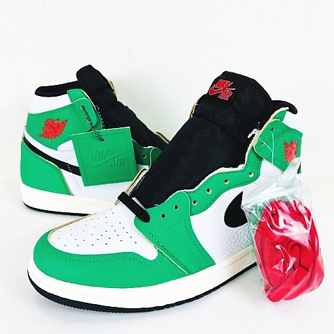 未使用品 NIKE ☆AA☆ WMNS AIR JORDAN 1 HIGH OG LUCKY GREEN/WHITE