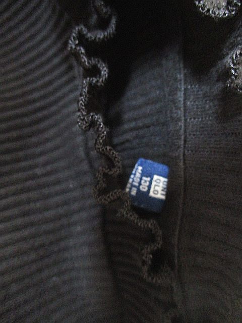 ユニクロ UNIQLO 長袖 カットソーリブ ネック フリル 黒 130 キッズ_画像3