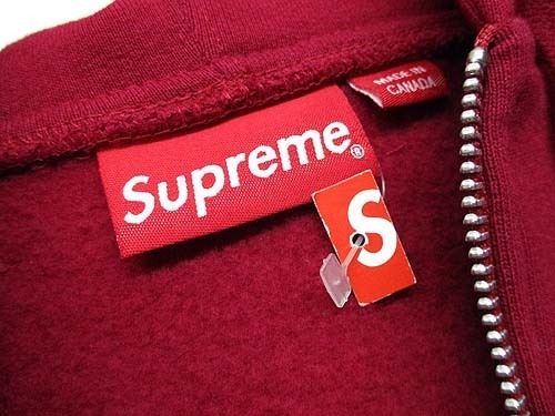 未使用品 シュプリーム SUPREME パーカー スウェット ジップアップ