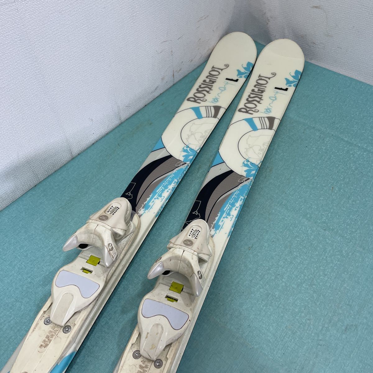 Yahoo!オークション - ROSSIGNOL HARMONY L 154cm カービングスキー Yahoo!オークション - ROSSIGNOL HARMONY L 154cm カービングスキー