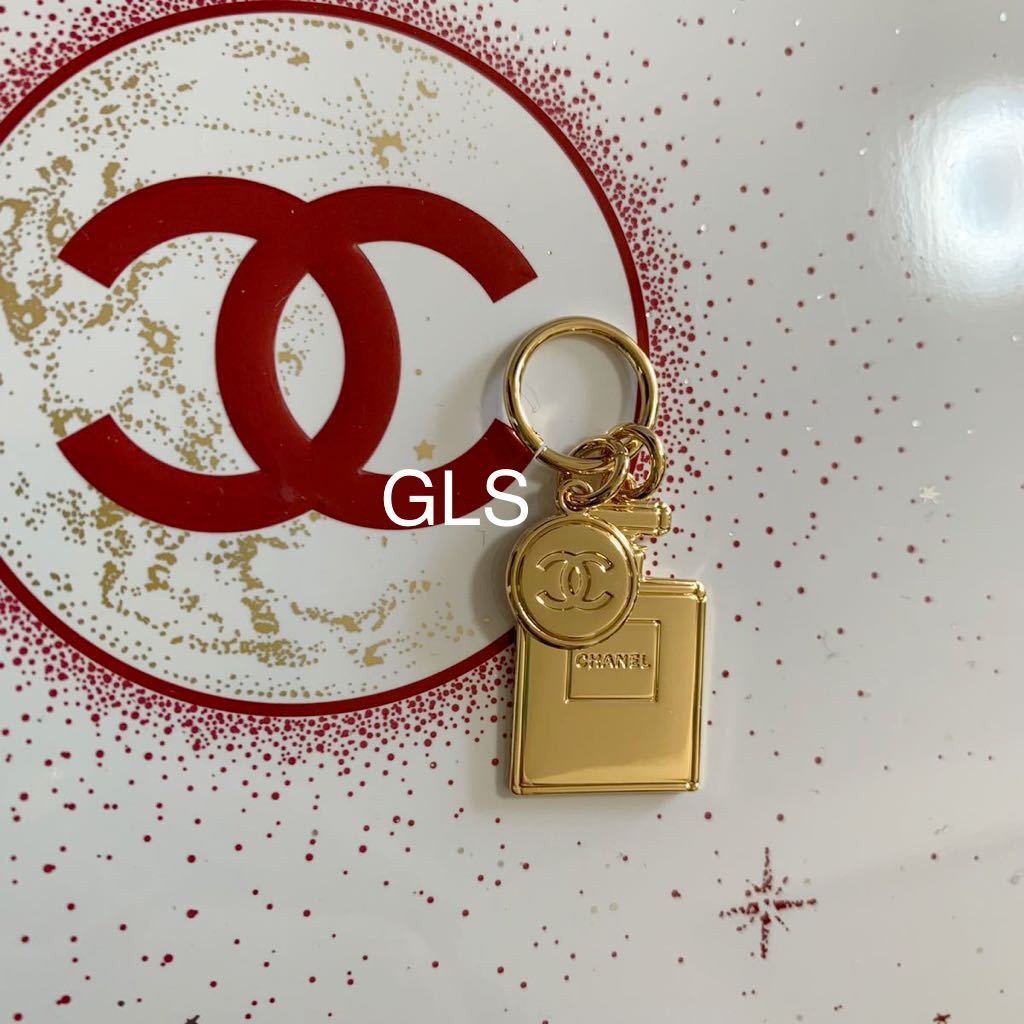 新品本物 シャネル CHANEL N°5 チャーム ゴールド 2022 ホリデー 限定 ノベルティ 正規非売品 No5 No.5 N'5 香水ボトル型 ココマーク