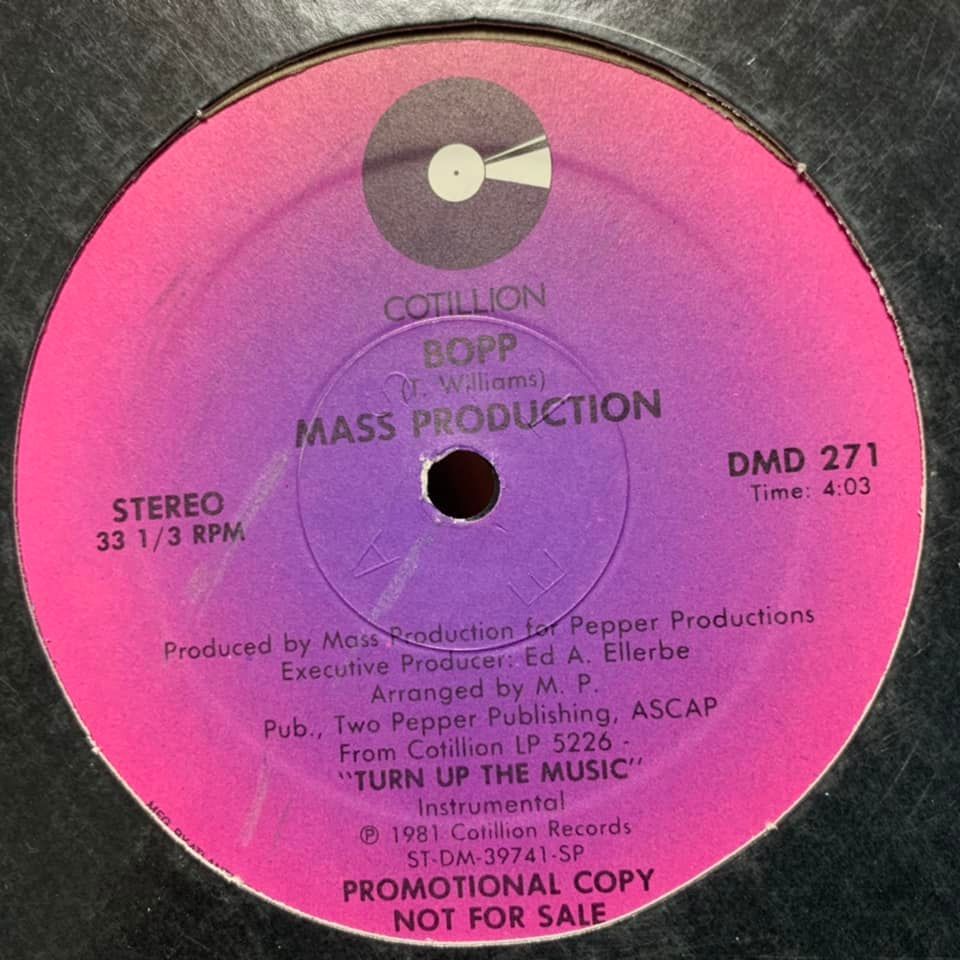 ◆ Mass Production - Turn Up The Music ◆12inch US盤promo サーファーDISCOヒット!!_画像2