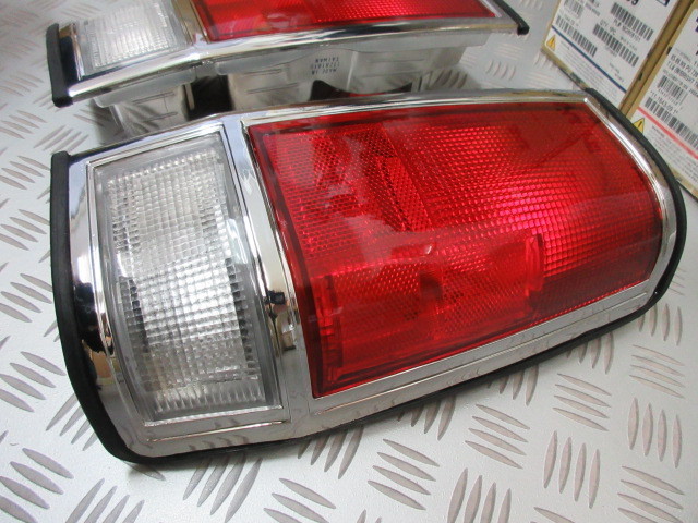 720Tail.11164409.1985-1986 US 日産 720 pickup テールランプ CHROME！ 左右set 純正OEM NEW！ TYC製_画像3