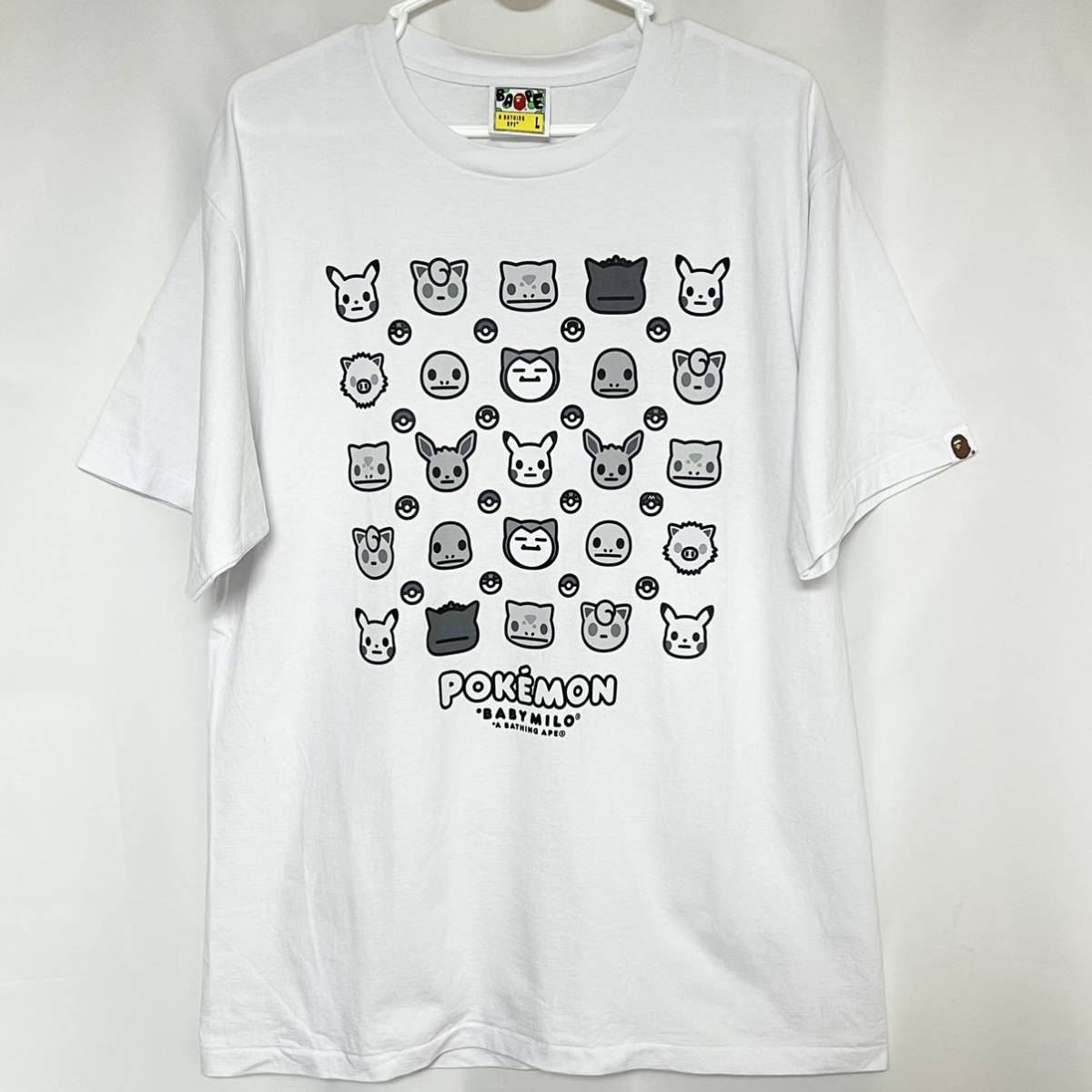 A BATHING APE エイプ Pokemon ポケモン コラボ ベイビーマイロ風 ポケモン Tシャツ レア　希少　ユニセックス　男女兼用  モノクロVer. L