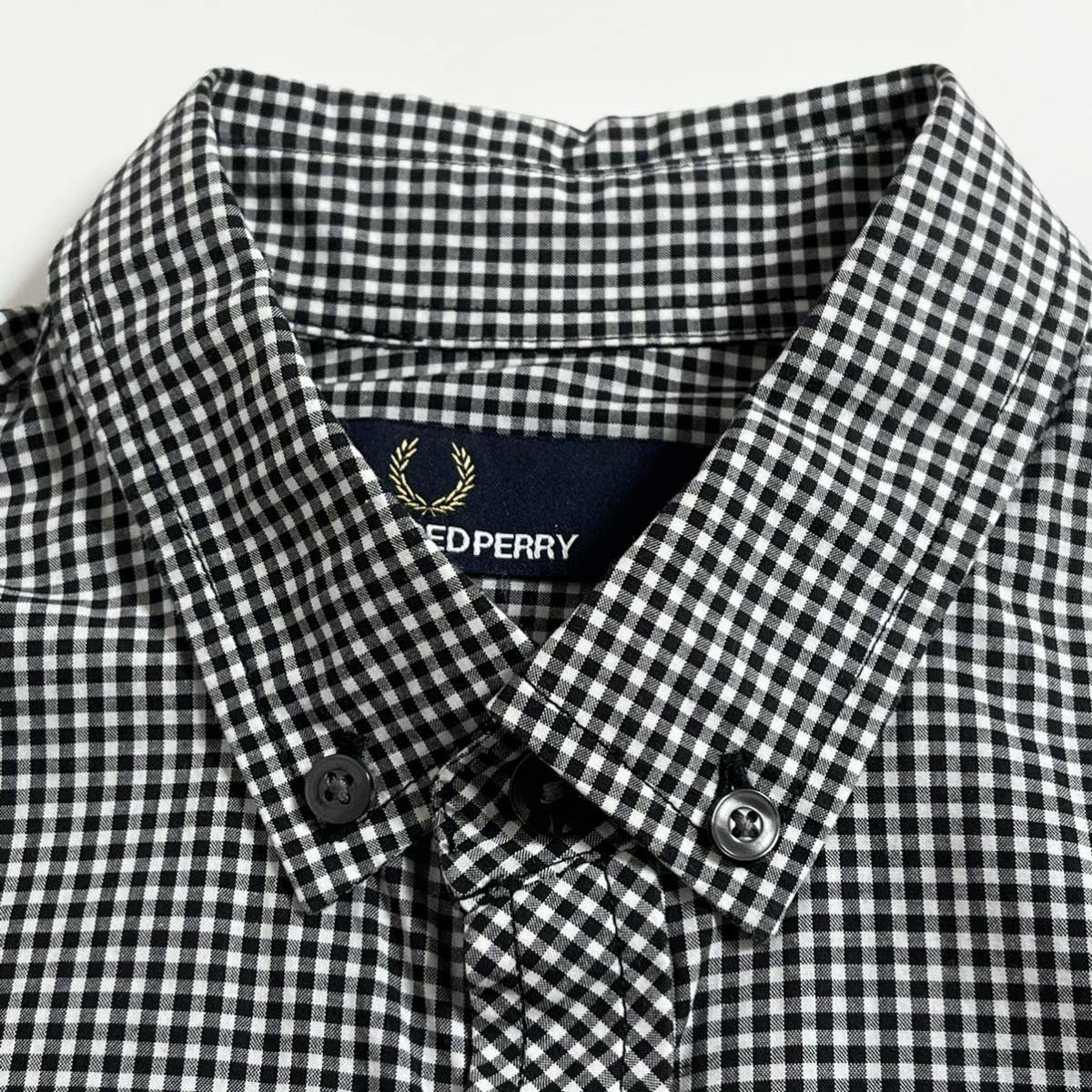 FRED PERRY フレッドペリー ブラックサイドライン ギンガムチェック シャツ サスペンダー 刺繍　XS