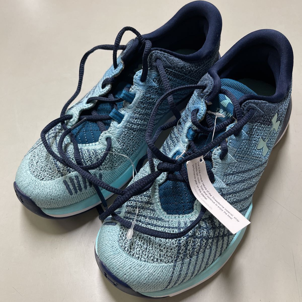 大幅にプライスダウン アンダーアーマー UNDER ARMOUR スニーカー 未