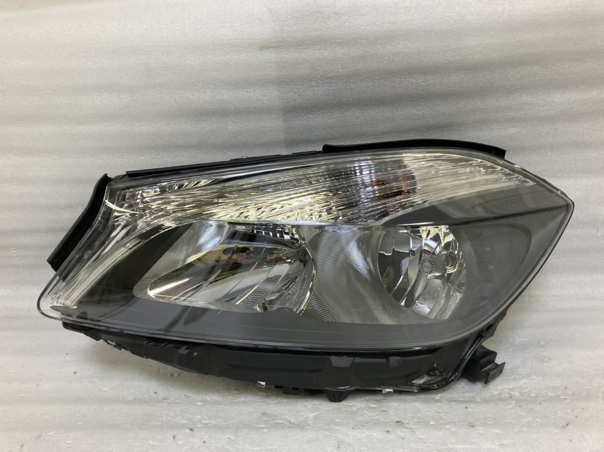 最も ハイエース6型純正LEDヘッドライト メルセデス www 、ベンツ