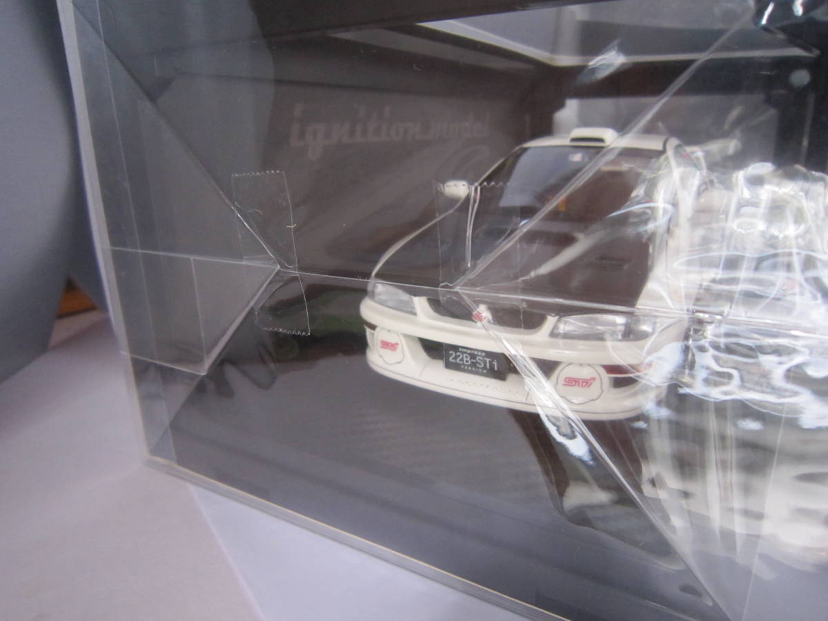 Ignition Model イグニッションモデル 1/18 SUBARU Impreza 22B-STi Version (GC8改) White IG1639 スバル　インプレッサ22B-STi_画像3